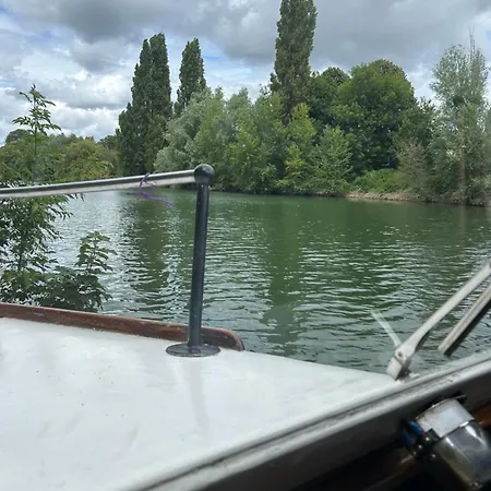 Sejour Insolite Sur Un Bateau Botel *
