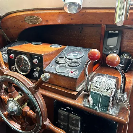 Sejour Insolite Sur Un Bateau *