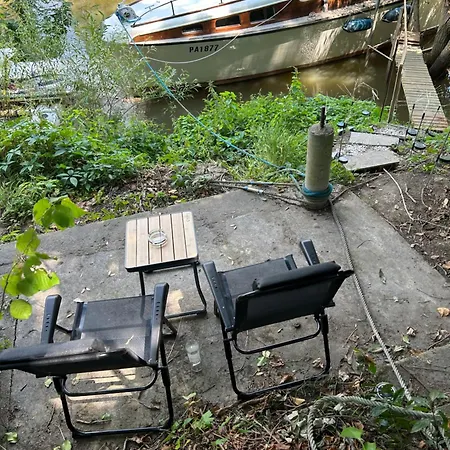 Sejour Insolite Sur Un Bateau Botel Louveciennes