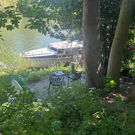 Sejour Insolite Sur Un Bateau Botel
